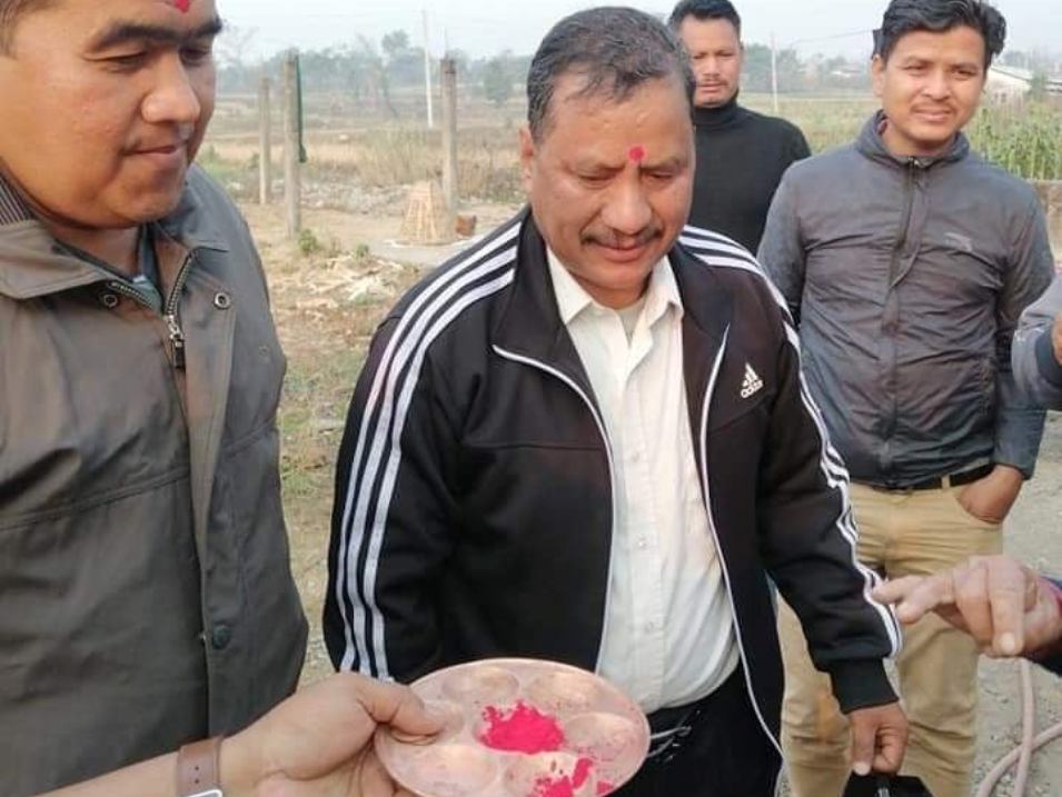 प्रतिबन्ध *फुकुवापछि विप्लव नेकपाकाे पहिलाे बैठक- हाेटलकाे हल सित्तैमा, खानाको मेस आफ्नै